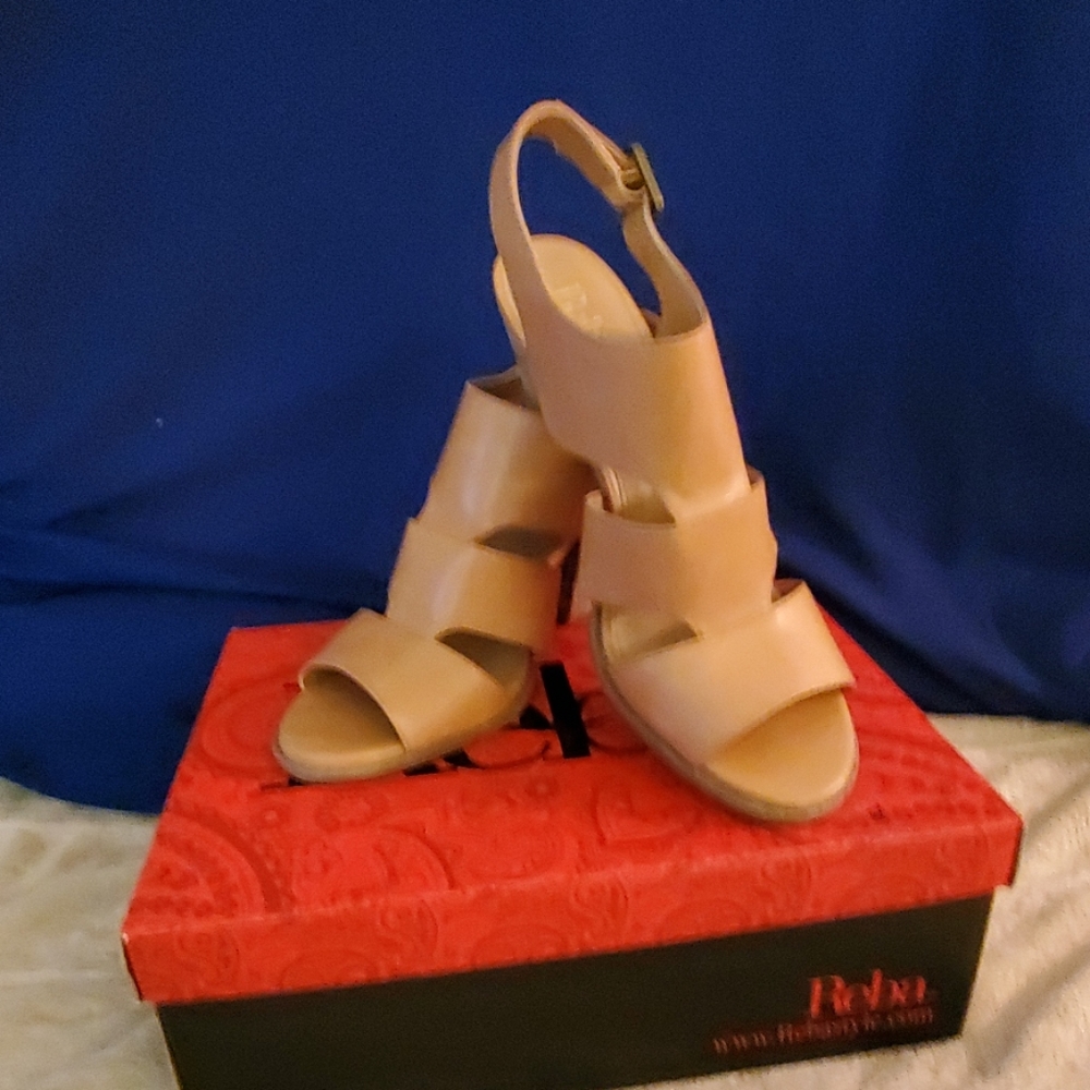💥SALE💥REBA Skyla Sandals